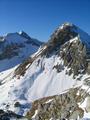 Noch einmal der Eselstein - und am linken, unteren Bildrand zu seinen Fen das Guttenberghaus. Links hinten lugt die Scheichenspitze hervor.