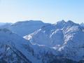 Blick zur Lungauer (langgezogener Rcken - links) und Steirischen (rechts) Kalkspitze. Rechts im Vordergrund die Kampspitze.