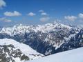 ... von der sich ein wunderbarer Blick zu Hchstein (links) und Hochwildstelle (rechts) offenbart.