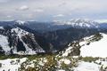 Blick nach Norden ber den engen Taleinschnitt des Walchentales hinweg. Links hinten der Kammspitz ber Grbming. Rechts hinten der Grimming.