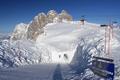 Der Eingang zum Eispalast, nahe der Hunerkogel-Bergstation ...