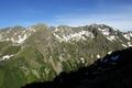 Vom Hundstein nordwrts ziehen fr mich noch vllig unbekannte Gipfelnamen, wie Mitterspitzen, Sattelspitze, Steinkarspitze und Blutspitze. Fr 