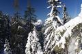 Vom Hochtor offenbart sich ein herrlicher Ausblick ber die Htten der Langpoltenalm hinweg zum nicht allzu fernen Grimming im Sdwesten.