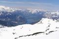 Ausblick vom Hinteren Ofenkogel ber den Vorderen Ofenkogel (rechts) hinaus bis zum Grundlsee.