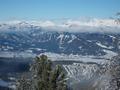 Auch das steirische Salzkammergut um Bad Mitterndorf ist allm�hlich nebelfrei. Im Hintergrund die schneebedeckten Gipfel des Toten Gebirges.