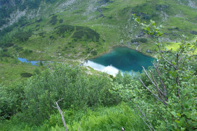 Tiefblick zum Moaralmsee